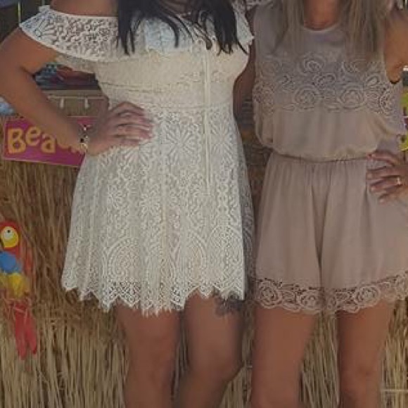 Lace dress - Dillard’s - size 11/12 - Picture 3 of 5